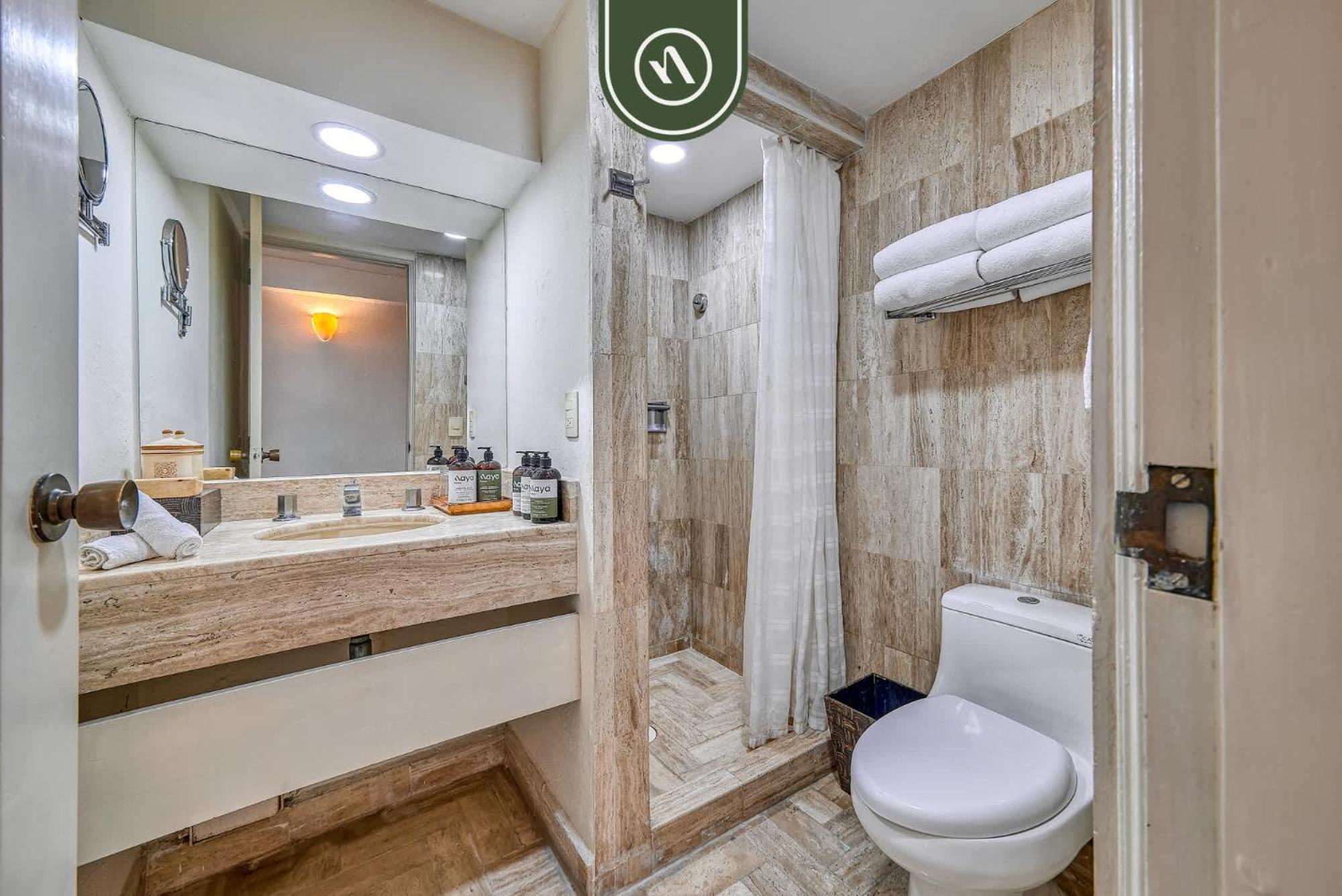 Beachfront 2 Bedroom Condo - Beach - Pools - Tennis Puerto Vallarta Ngoại thất bức ảnh